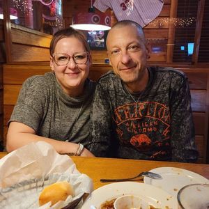 Meet your Posher, Dino